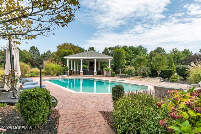 8 Country Club Lane, Colts Neck, NJ 07722
