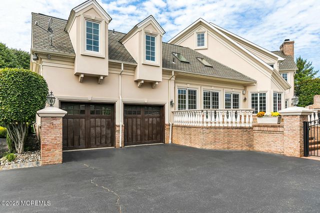 8 Country Club Lane, Colts Neck, NJ 07722