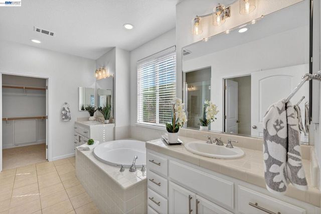 257 Wimbledon Ct, San Ramon, CA 94582