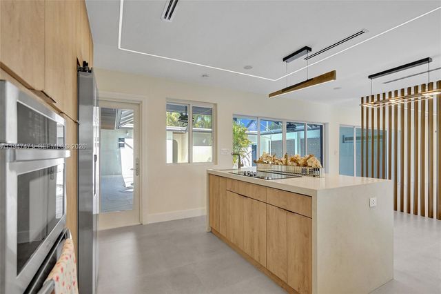 4731 Pierce St, Hollywood, FL 33021