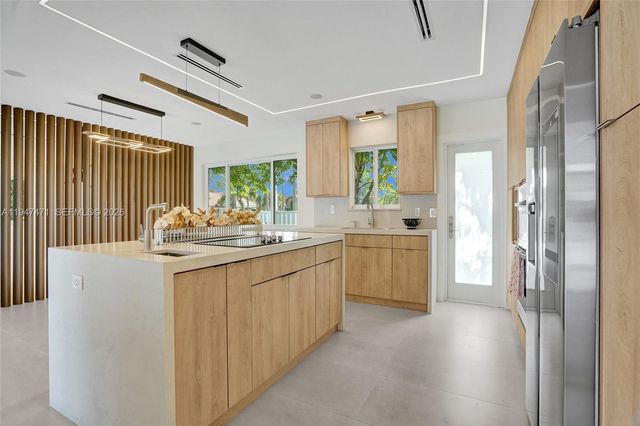 4731 Pierce St, Hollywood, FL 33021