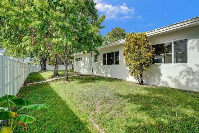 4731 Pierce St, Hollywood, FL 33021