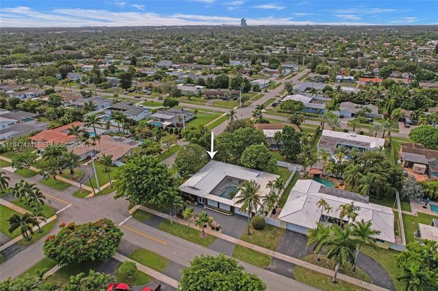 4731 Pierce St, Hollywood, FL 33021