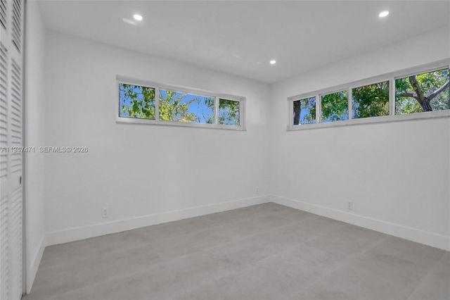 4731 Pierce St, Hollywood, FL 33021