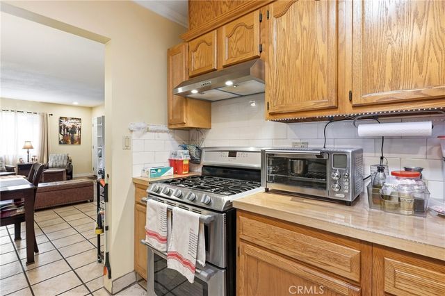 1284 E Florida, Anaheim, CA 92805