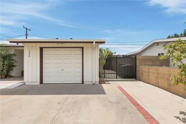 1284 E Florida, Anaheim, CA 92805