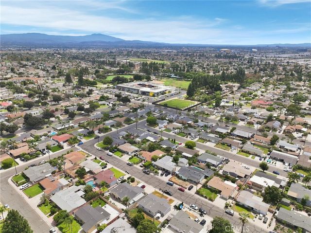 1284 E Florida, Anaheim, CA 92805