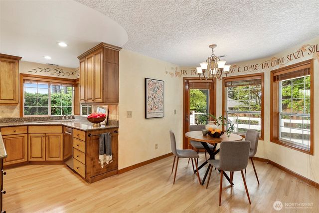 15801 NE 25th Street, Vancouver, WA 98684