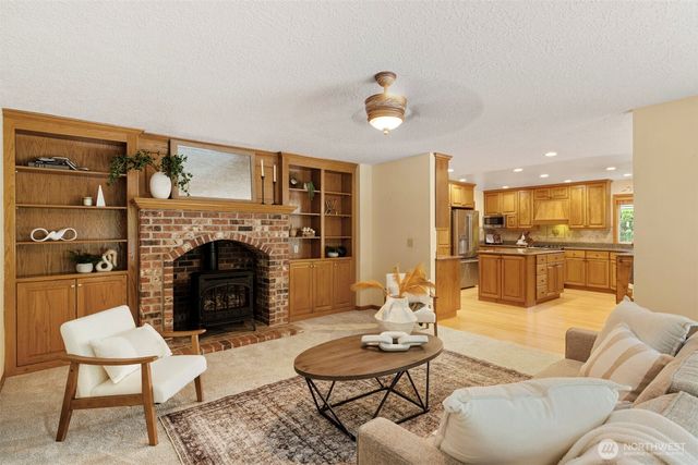 15801 NE 25th Street, Vancouver, WA 98684