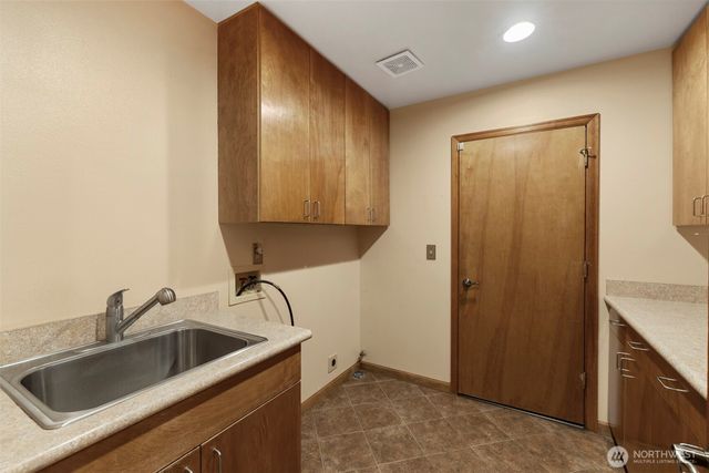 15801 NE 25th Street, Vancouver, WA 98684