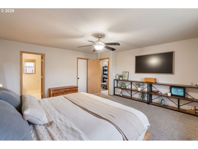 8913 Ne 164TH Ave, Vancouver, WA 98682