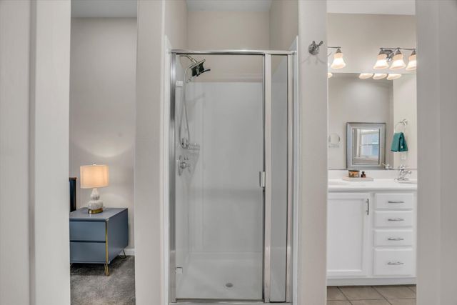 62 S Rio Rapido Dr, Tracy, CA 95391