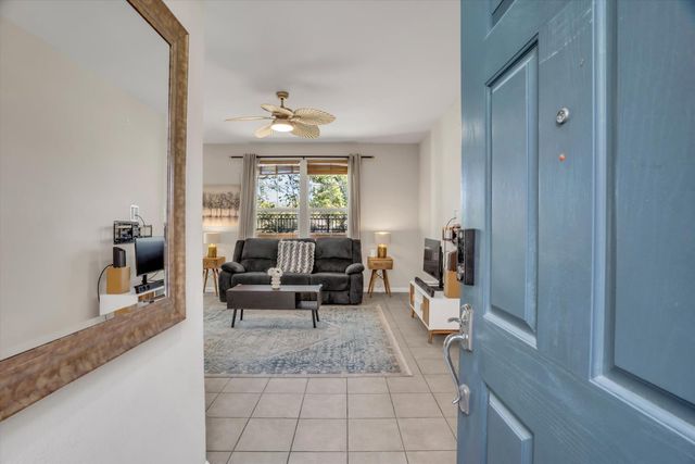 62 S Rio Rapido Dr, Tracy, CA 95391