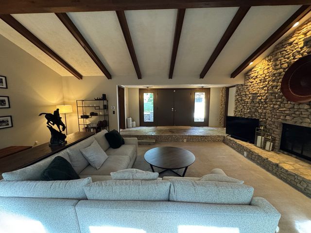 9103 Sargent Road, Indianapolis, IN 46256