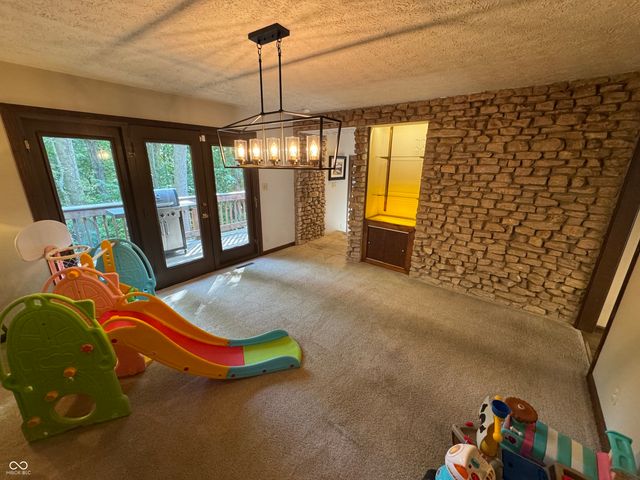 9103 Sargent Road, Indianapolis, IN 46256