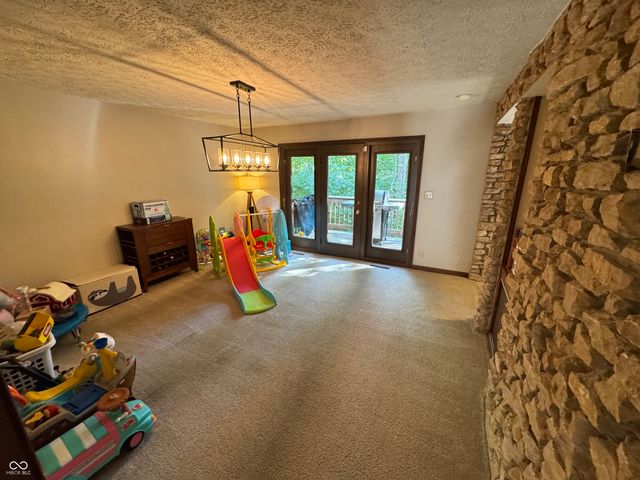 9103 Sargent Road, Indianapolis, IN 46256