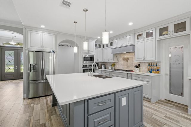 290 Road 6615, Dayton, TX 77535