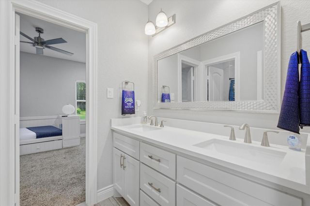 290 Road 6615, Dayton, TX 77535