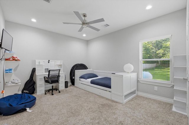 290 Road 6615, Dayton, TX 77535