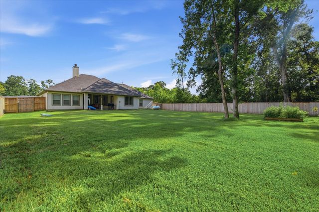 290 Road 6615, Dayton, TX 77535