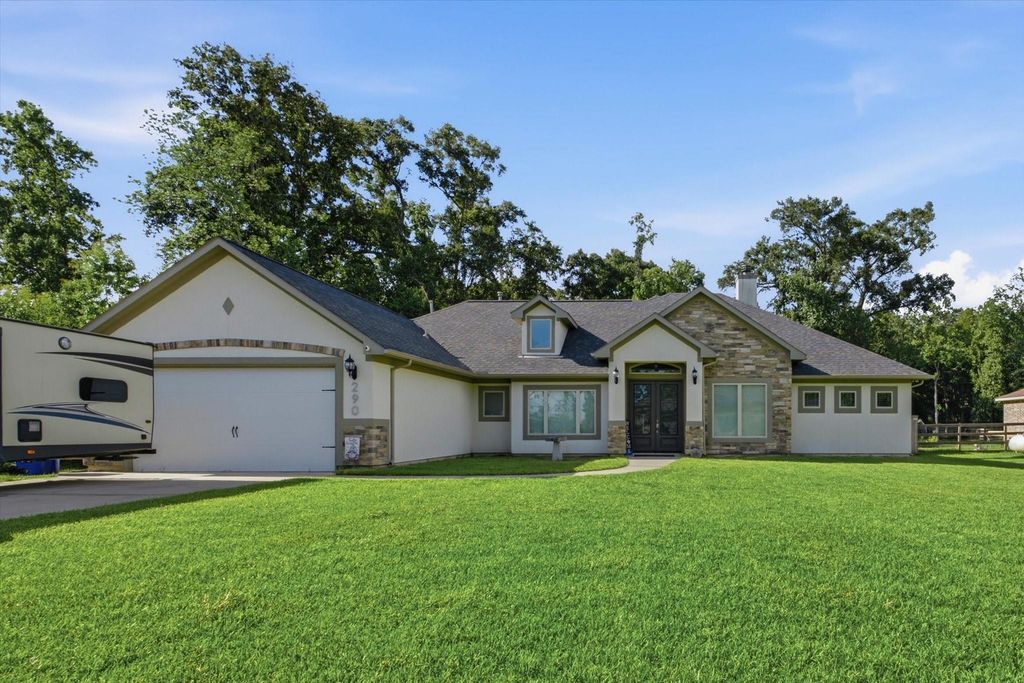 290 Road 6615, Dayton, TX 77535