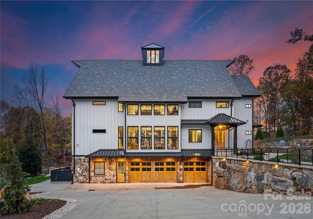 222 Greenbay Road, Mooresville, NC 28117