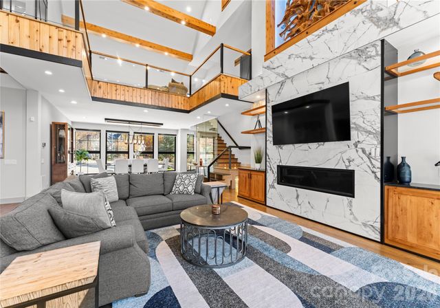 222 Greenbay Road, Mooresville, NC 28117