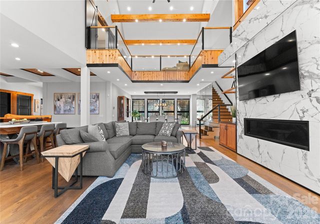 222 Greenbay Road, Mooresville, NC 28117