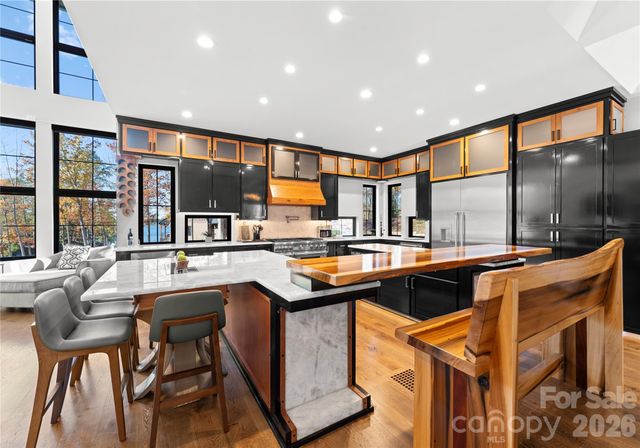 222 Greenbay Road, Mooresville, NC 28117