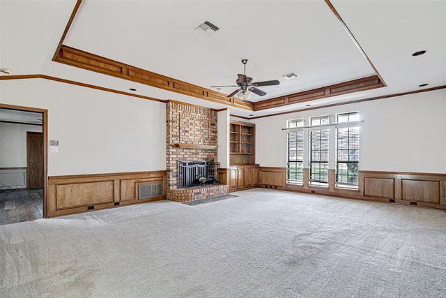 1208 Crockett Drive, Fort Worth, TX 76028