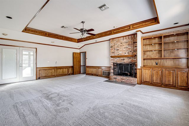 1208 Crockett Drive, Fort Worth, TX 76028