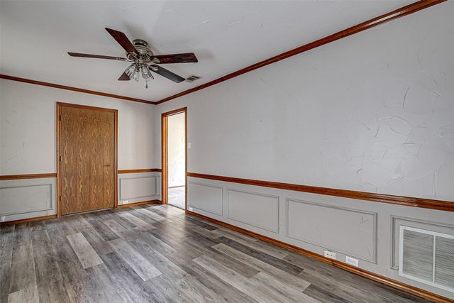 1208 Crockett Drive, Fort Worth, TX 76028