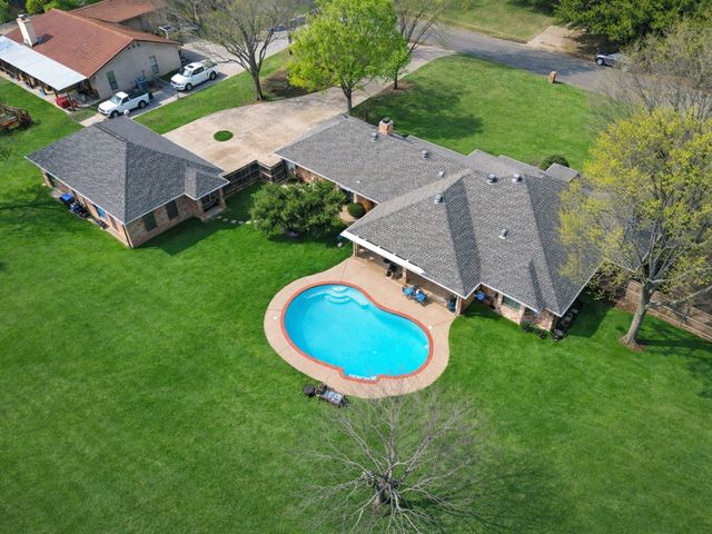 1208 Crockett Drive, Fort Worth, TX 76028