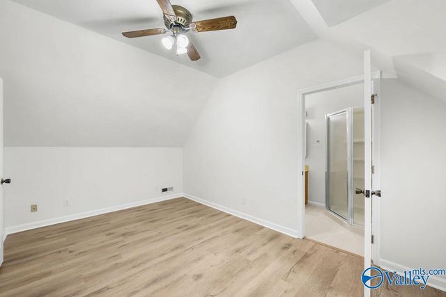 5615 Cherrywood Drive, Guntersville, AL 35976