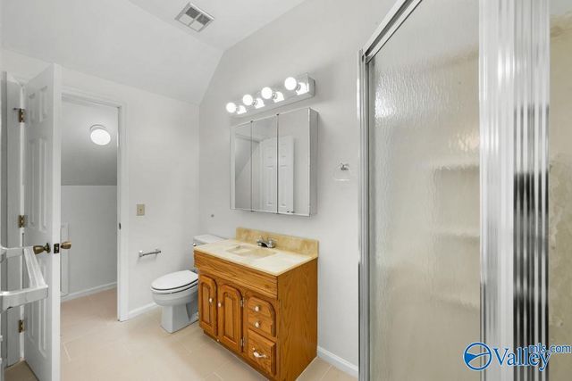 5615 Cherrywood Drive, Guntersville, AL 35976