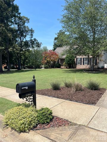 2107 Heath Lake Drive, Mint Hill, NC 28227