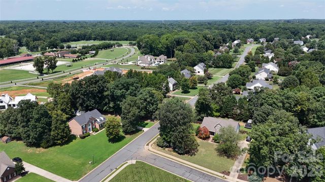 2107 Heath Lake Drive, Mint Hill, NC 28227