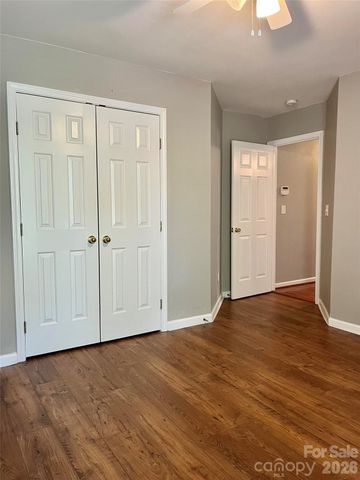 2107 Heath Lake Drive, Mint Hill, NC 28227
