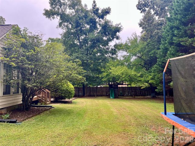 2107 Heath Lake Drive, Mint Hill, NC 28227