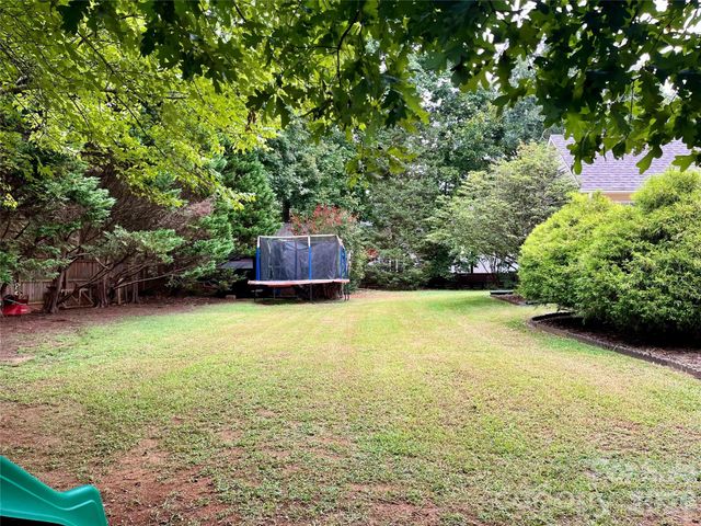 2107 Heath Lake Drive, Mint Hill, NC 28227