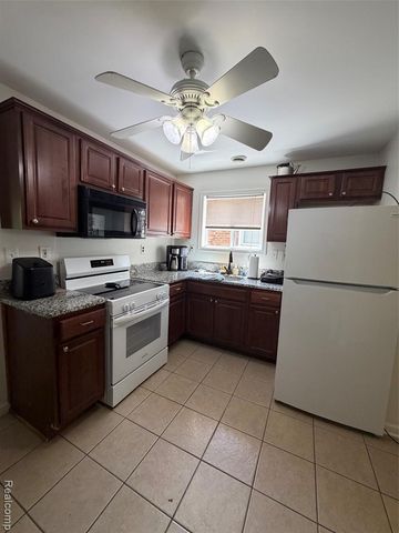 1929 Almont Street, Ferndale, MI 48220
