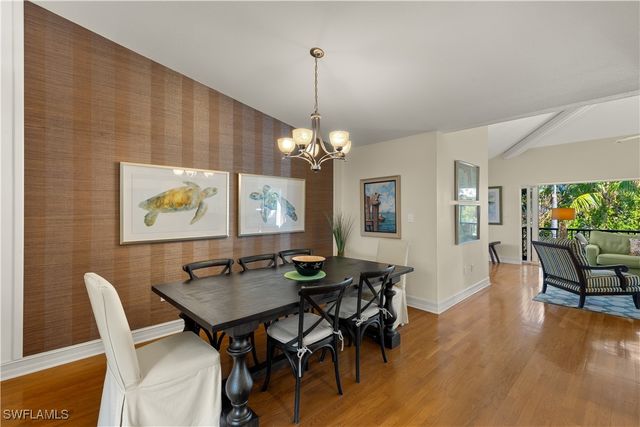 734 Pyrula AVE, Sanibel, FL 33957