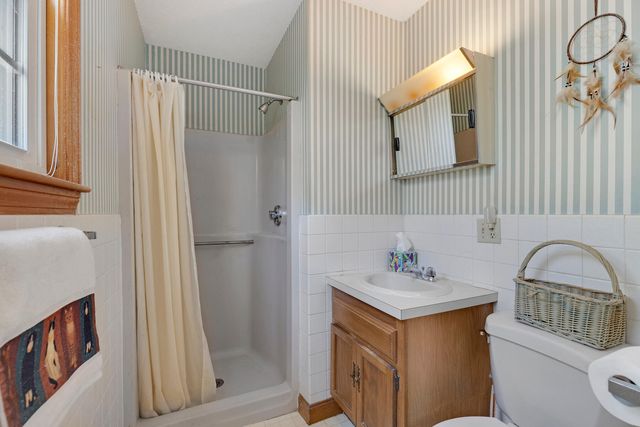 23 Penny Royal Lane, Teaticket, MA 02536