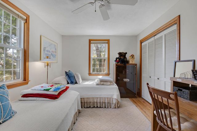 23 Penny Royal Lane, Teaticket, MA 02536