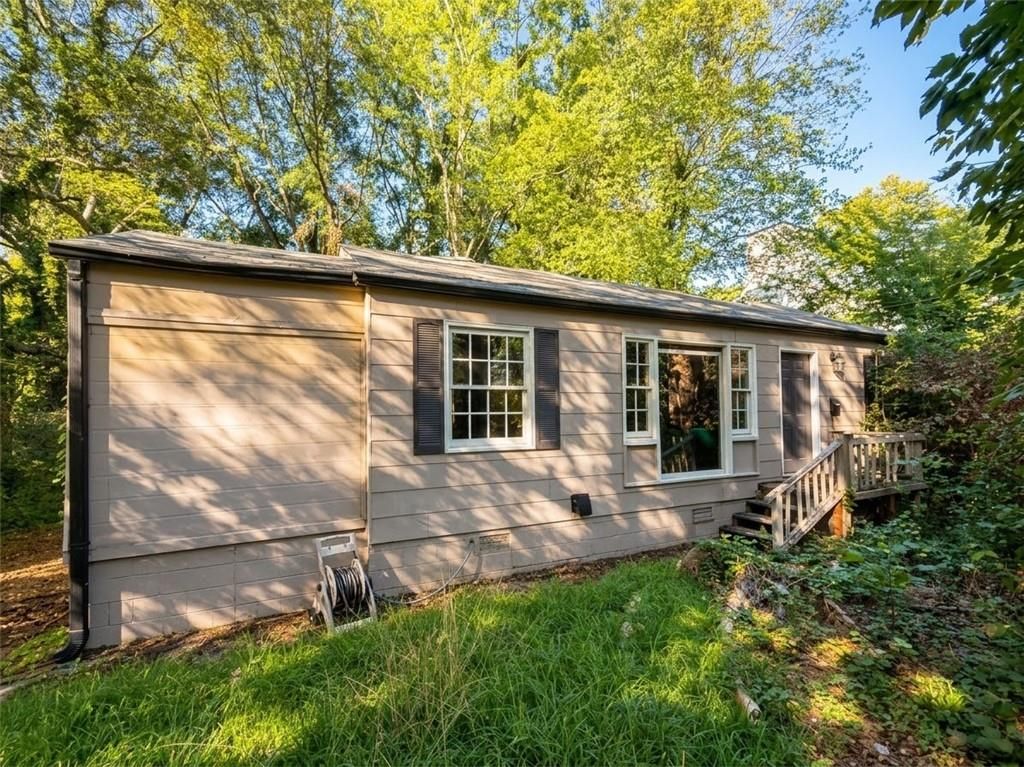 2133 Woodberry Avenue, East Point, GA 30344