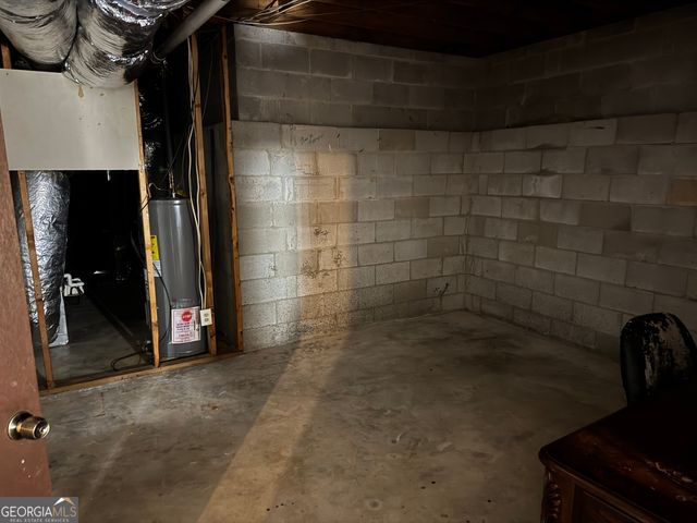 4055 Golfview Drive, Villa Rica, GA 30180