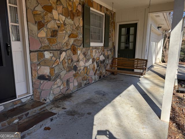 4055 Golfview Drive, Villa Rica, GA 30180