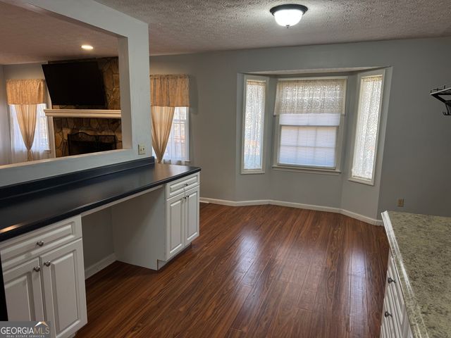 4055 Golfview Drive, Villa Rica, GA 30180