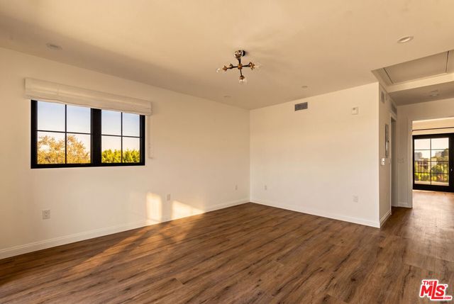 9061 Nemo Street C, West Hollywood, CA 90069