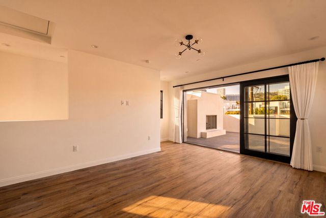 9061 Nemo Street C, West Hollywood, CA 90069